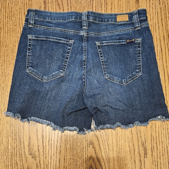Seven7 Blue Jean Shorts with Frayed Hem. Size 10 With Stretch. - Picture 2 of 7